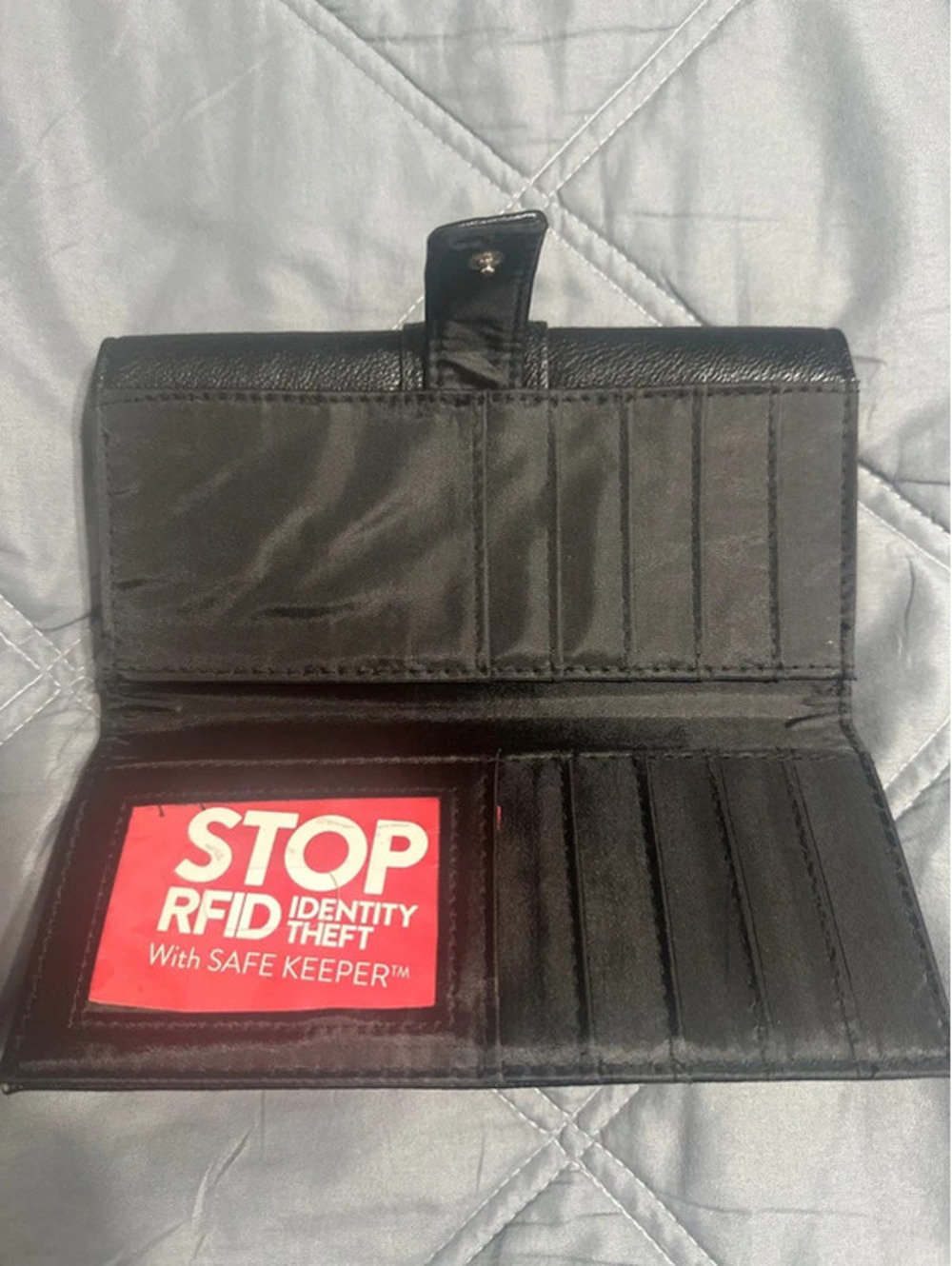 Wallet - Picture 3 of 7